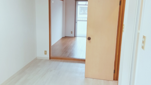 【アパート空室の原状回復工事】